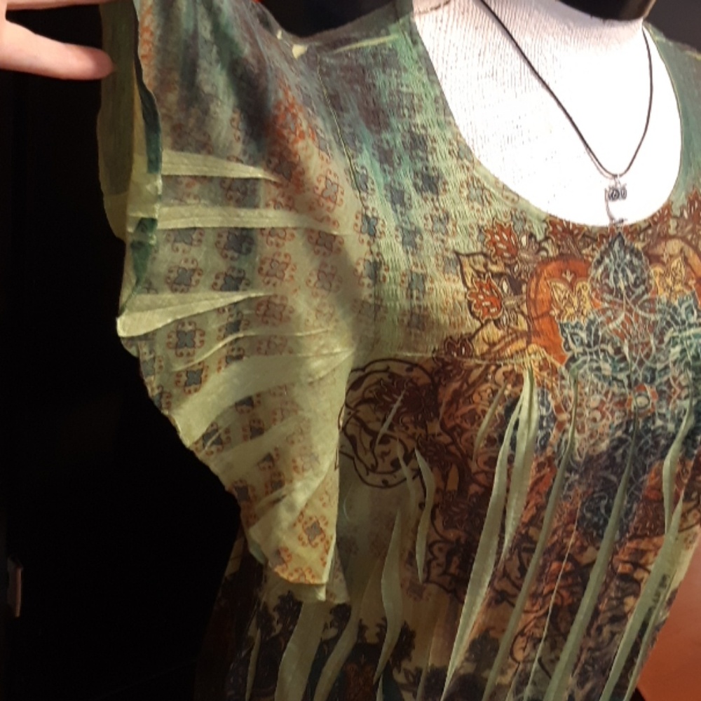 Women Blouse sz L top APT 9 Green B2 short butterfly sleeves Green tones - Picture 3 of 8